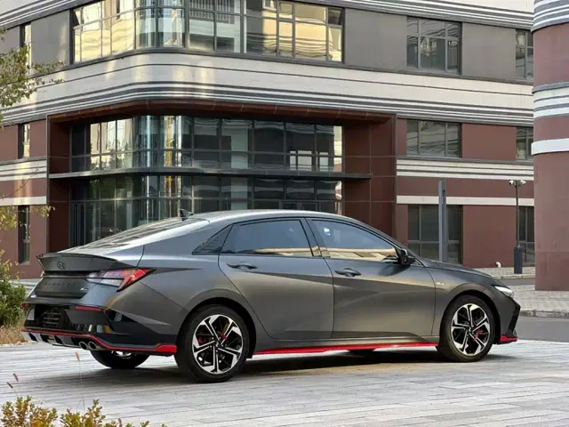 Hyundai Elantra — Фото автомобиля 7
