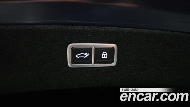 Genesis G90 — Фото автомобиля 17