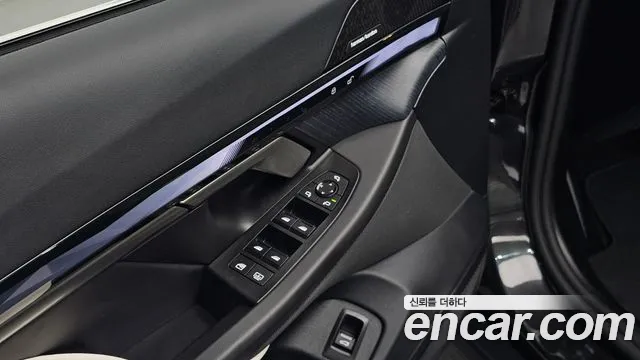 BMW i5 G60 — Фото автомобиля 24