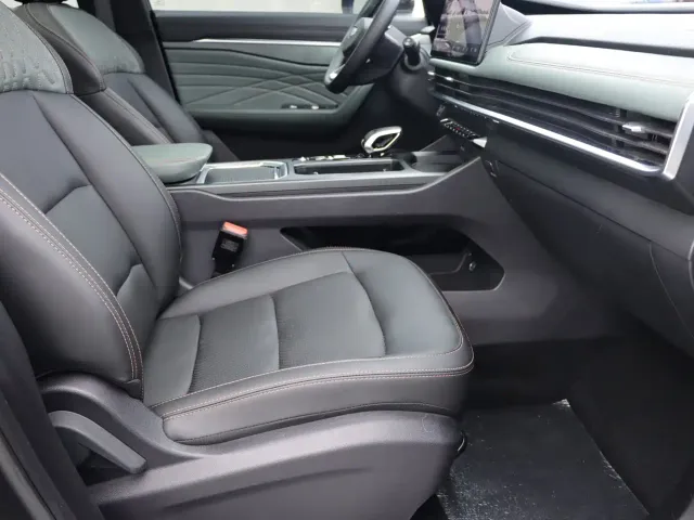 Geely Haoyue L — Фото автомобиля 8