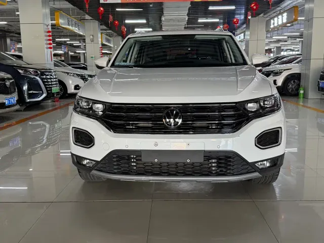 Volkswagen T-Roc — Фото автомобиля 2