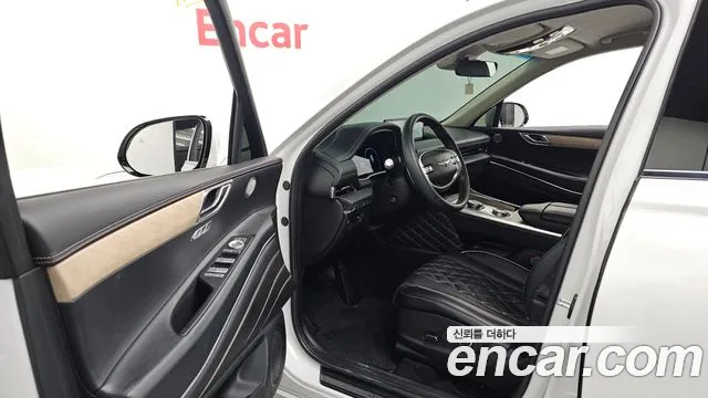 Genesis GV80 — Фото автомобиля 10