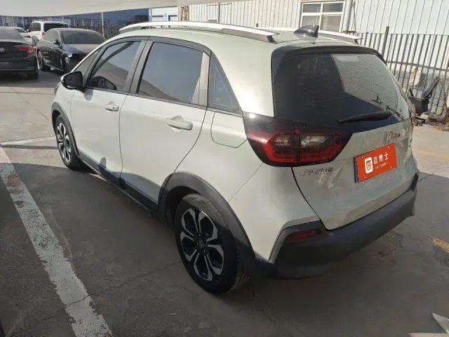 Honda Fit — Фото автомобиля 3