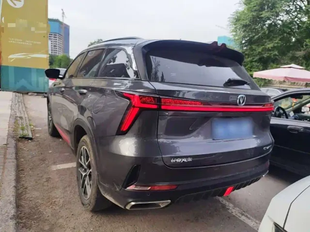 Changan CS75 Plus — Фото автомобиля 4