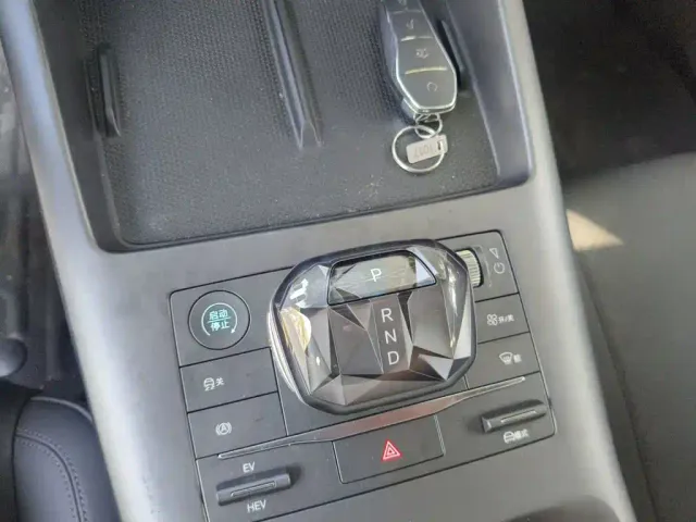 BYD Qin PLUS — Фото автомобиля 15