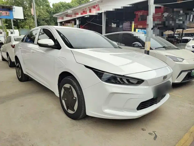 Geely Geometry A — Фото автомобиля 21