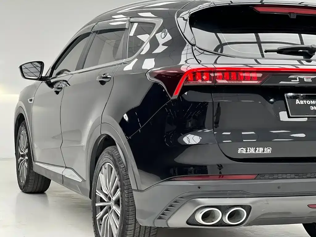 Jetour Jetour X70 PLUS 2023 1.5T DCT Warrior PLUS 7-seater — Фото автомобиля 17