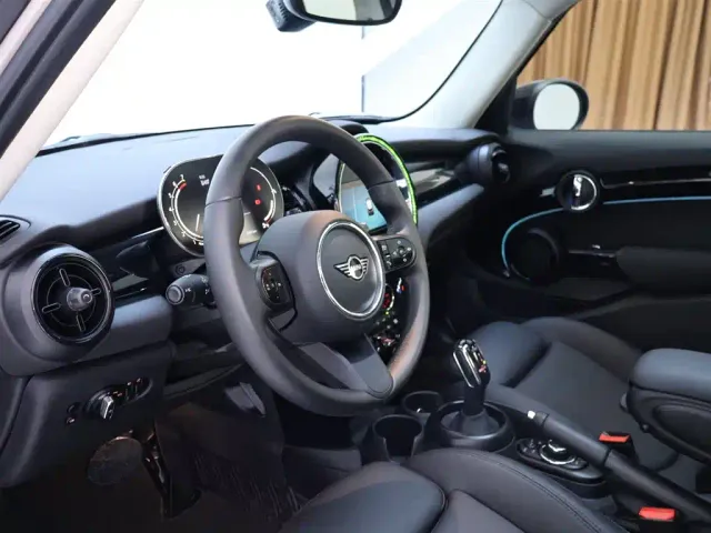 MINI Hatch — Фото автомобиля 11