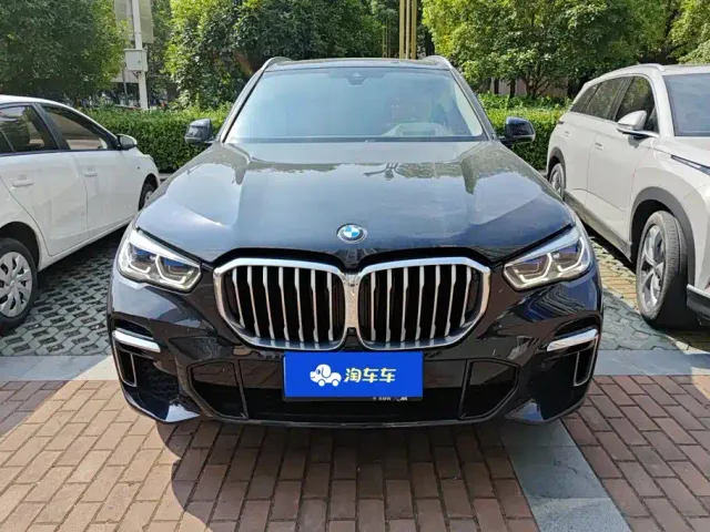 BMW X5 — Фото автомобиля 2