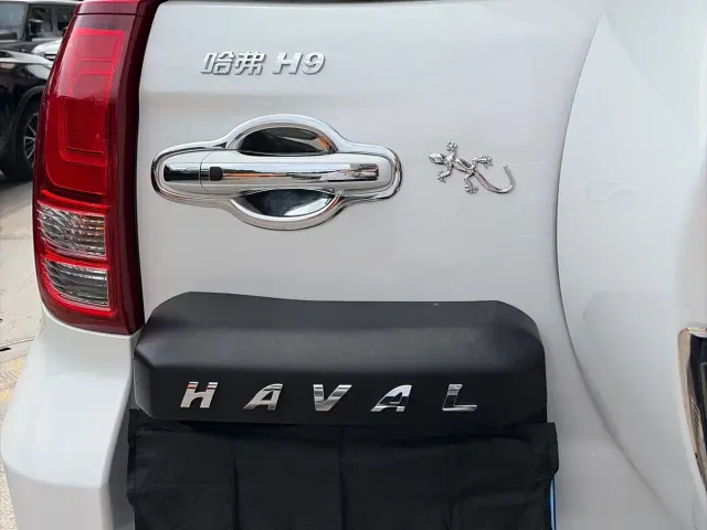 Haval H9 — Фото автомобиля 8