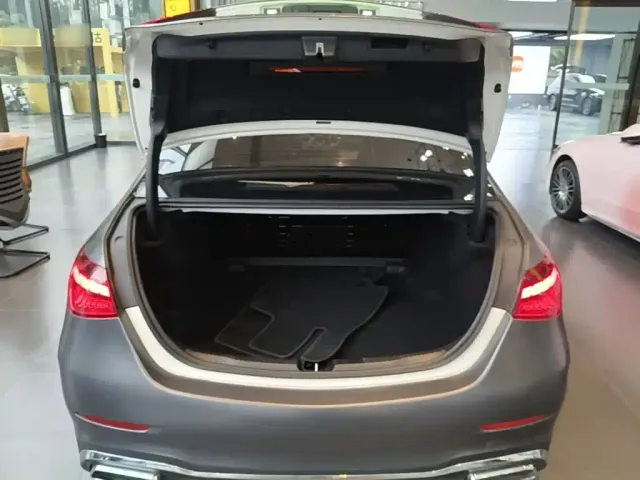 Mercedes-Benz C-Class — Фото автомобиля 18