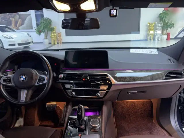 BMW 6 Series Gran Turismo — Фото автомобиля 14