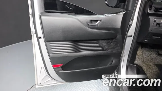 Hyundai Staria — Фото автомобиля 13