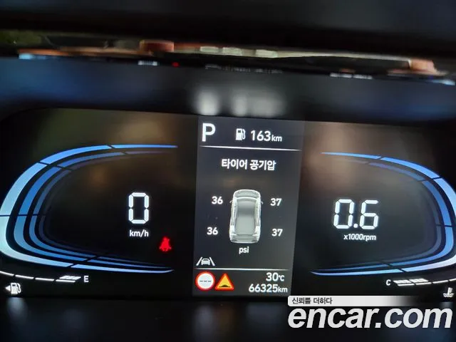 Hyundai AVANTE — Фото автомобиля 16