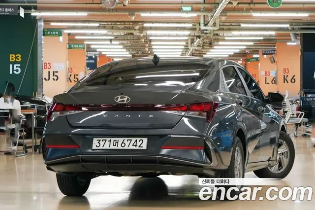 Hyundai AVANTE Новый Avante (CN7) — Фото автомобиля 2