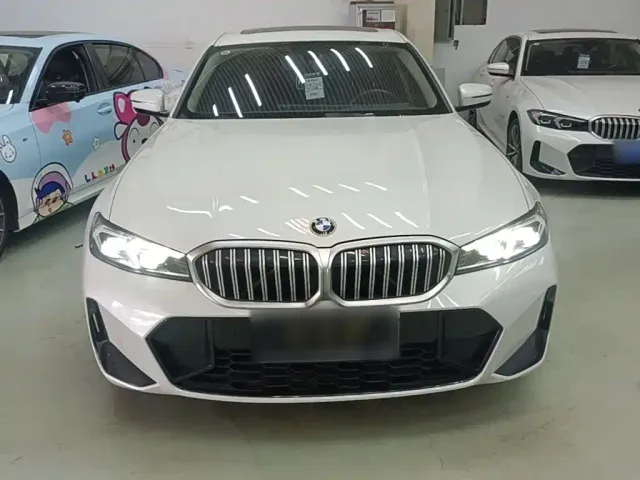 BMW 3 Series — Фото автомобиля 2