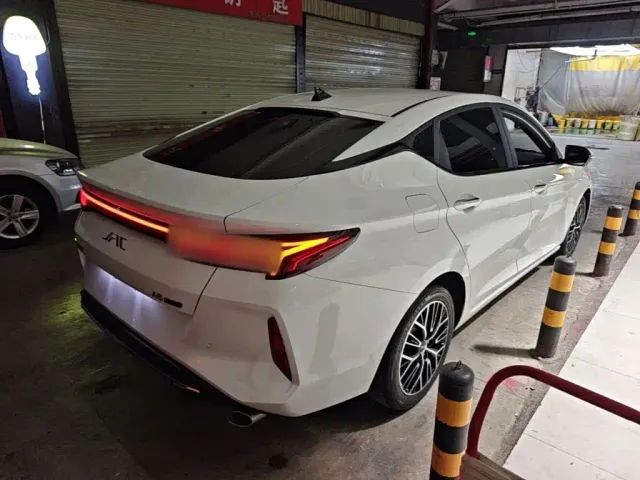 JAC Motors A5 PLUS — Фото автомобиля 6