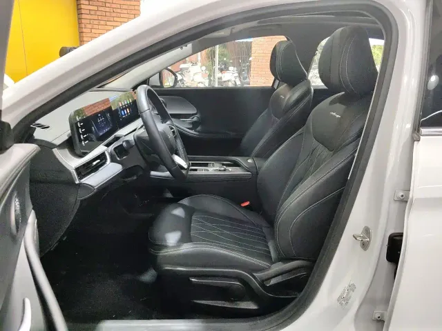 Chery Arrizo 8 — Фото автомобиля 9