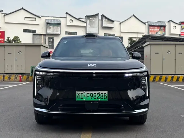 IM Motors LS8 — Фото автомобиля 4