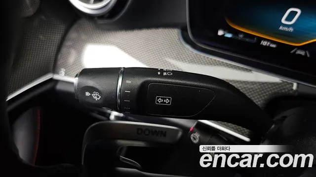 Mercedes-Benz E-Class — Фото автомобиля 25