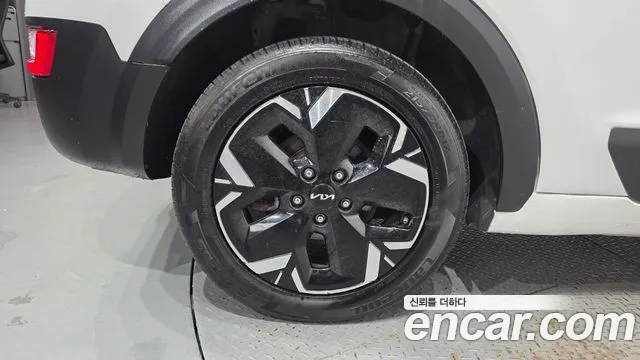 Kia Niro — Фото автомобиля 5