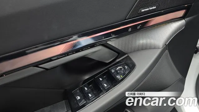 BMW 5-Series — Фото автомобиля 19