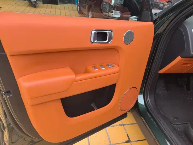 Li Auto L9 — Фото автомобиля 7