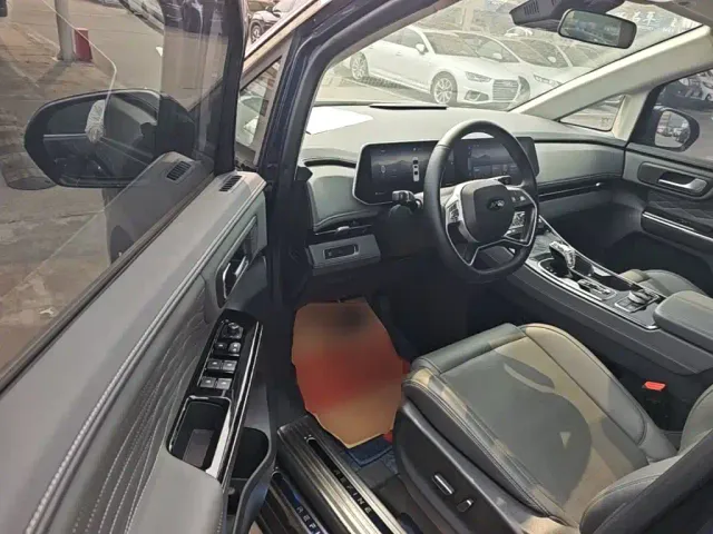 JAC Refine RF8 — Фото автомобиля 15
