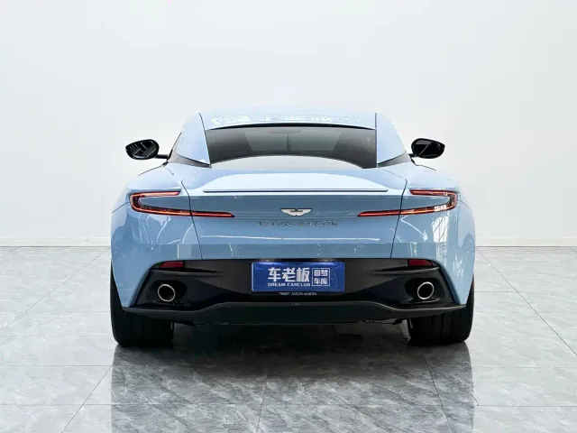 Aston Martin DB11 — Фото автомобиля 5