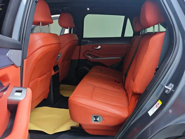 BYD Tang L — Фото автомобиля 11
