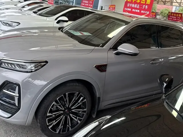 Hongqi HS5 — Фото автомобиля 3
