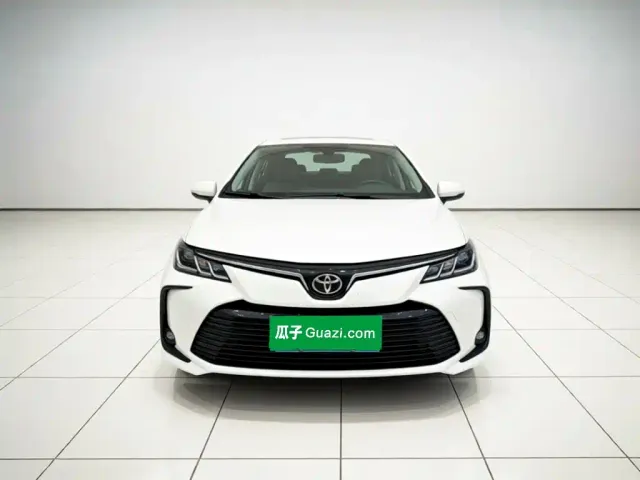 Toyota Corolla — Фото автомобиля 2