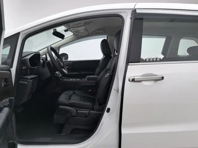 Honda Odyssey — Фото автомобиля 10