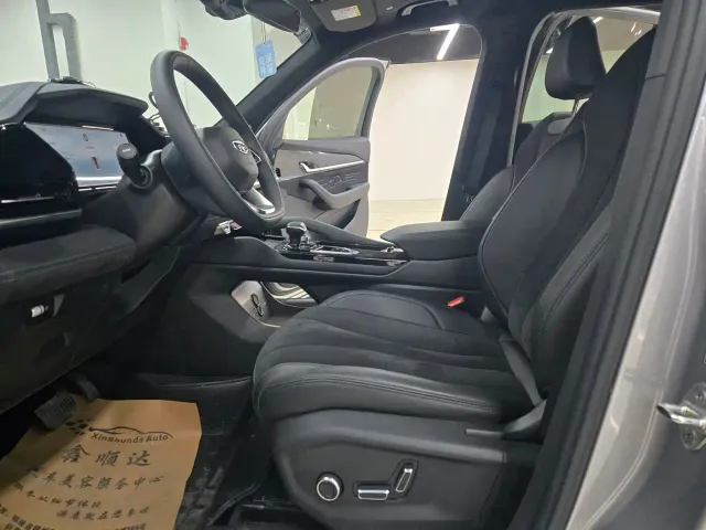 Geely Xingyue L — Фото автомобиля 6