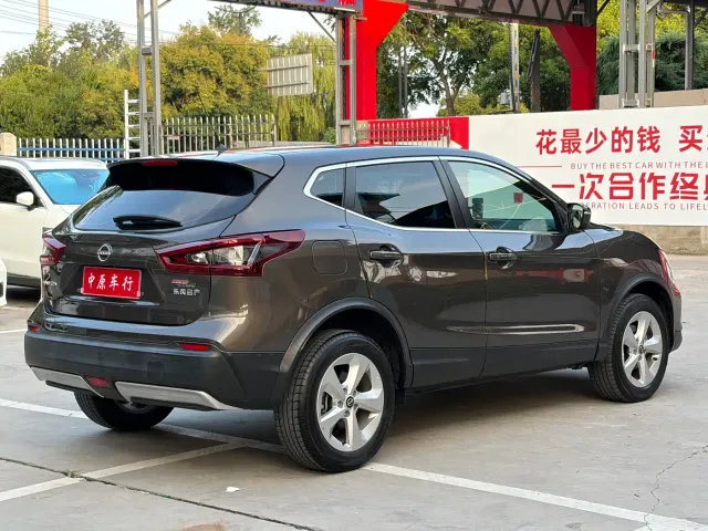 Nissan Qashqai — Фото автомобиля 17