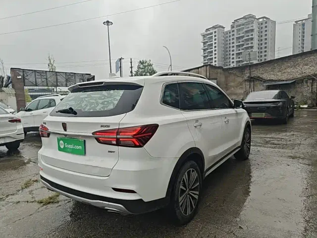 Roewe RX5 — Фото автомобиля 4