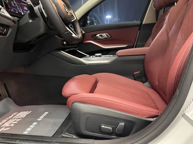 BMW 3 Series — Фото автомобиля 10
