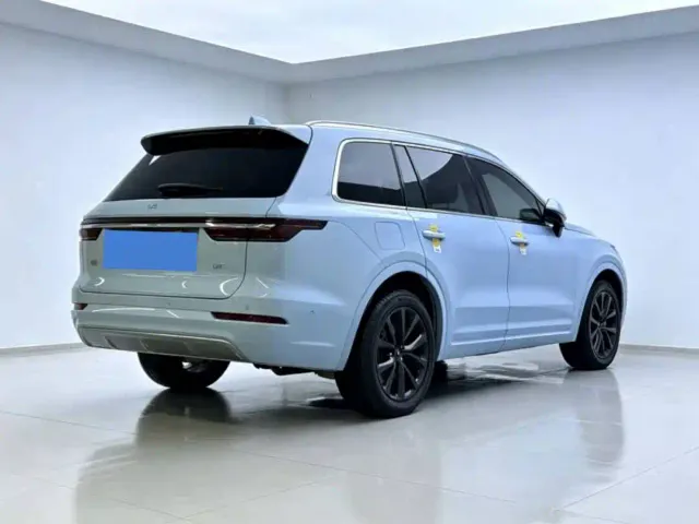 Li Auto ONE — Фото автомобиля 6