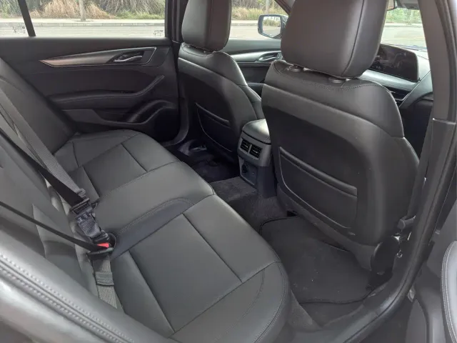 Cadillac CT5 — Фото автомобиля 6