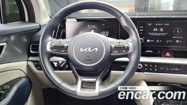 Kia Sportage Sportage 5-е поколение Бензин 1.6 турбо 2WD — Фото автомобиля 13