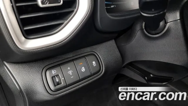 Hyundai Venue Venue 1.6 Premium — Фото автомобиля 20