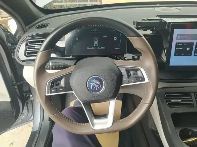 BYD Qin PLUS — Фото автомобиля 10