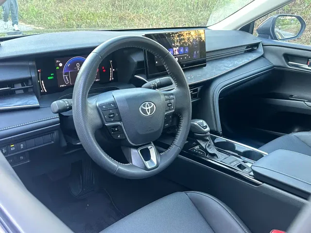 Toyota Camry — Фото автомобиля 9