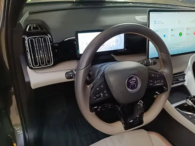BYD Song Pro — Фото автомобиля 10