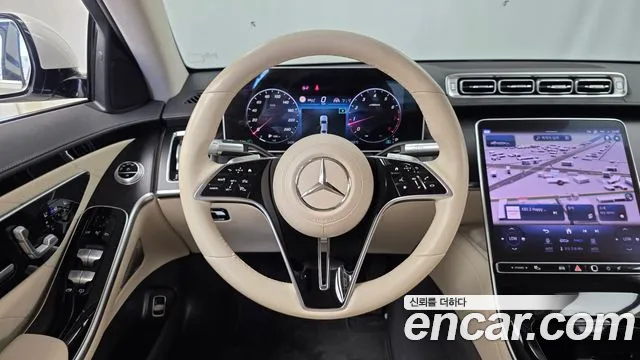 Mercedes-Benz S-Class — Фото автомобиля 12