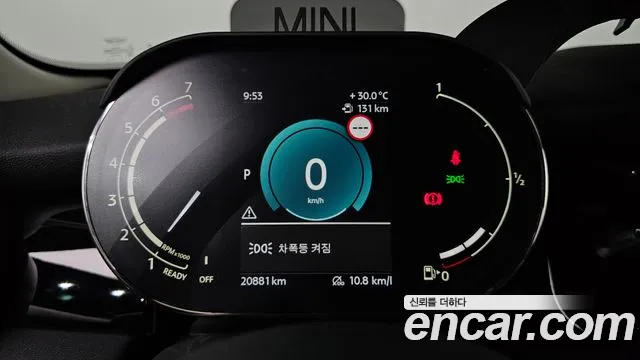 Mini Cooper Cooper 5 дверей Classic — Фото автомобиля 25