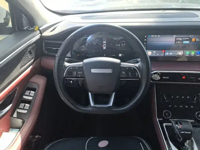 Jetour X90 Plus — Фото автомобиля 10
