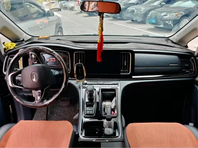 GAC Trumpchi M8 — Фото автомобиля 8