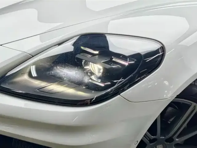 Porsche Panamera — Фото автомобиля 8