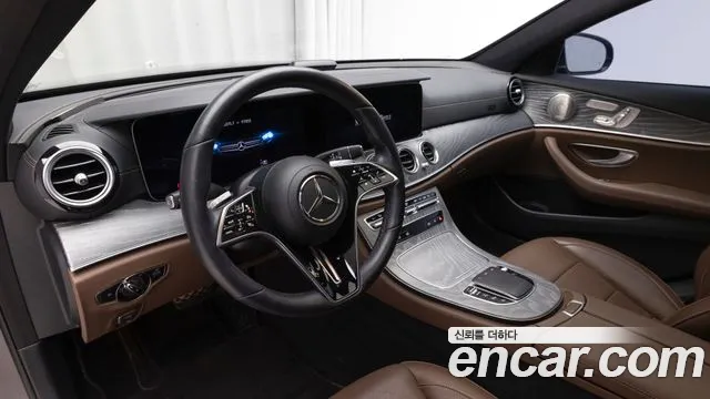 Mercedes-Benz E-Class W213 — Фото автомобиля 13